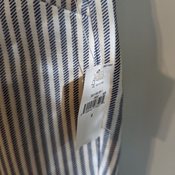 Old Navy pixie pants size 8 - Picture 3 of 3